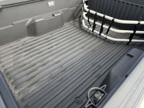 Used 2025 Toyota Tacoma SR AWD/4WD image 28