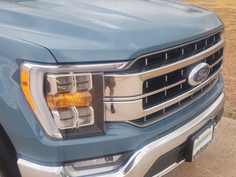 Used 2023 Ford F150 Lariat w/ Trailer Tow Package AWD/4WD image 12