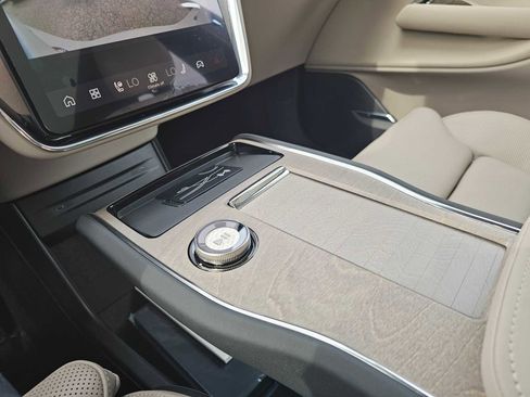 New 2026 Volvo EX90 Ultra image 28