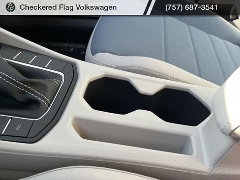 New 2026 Volkswagen Jetta SE image 42