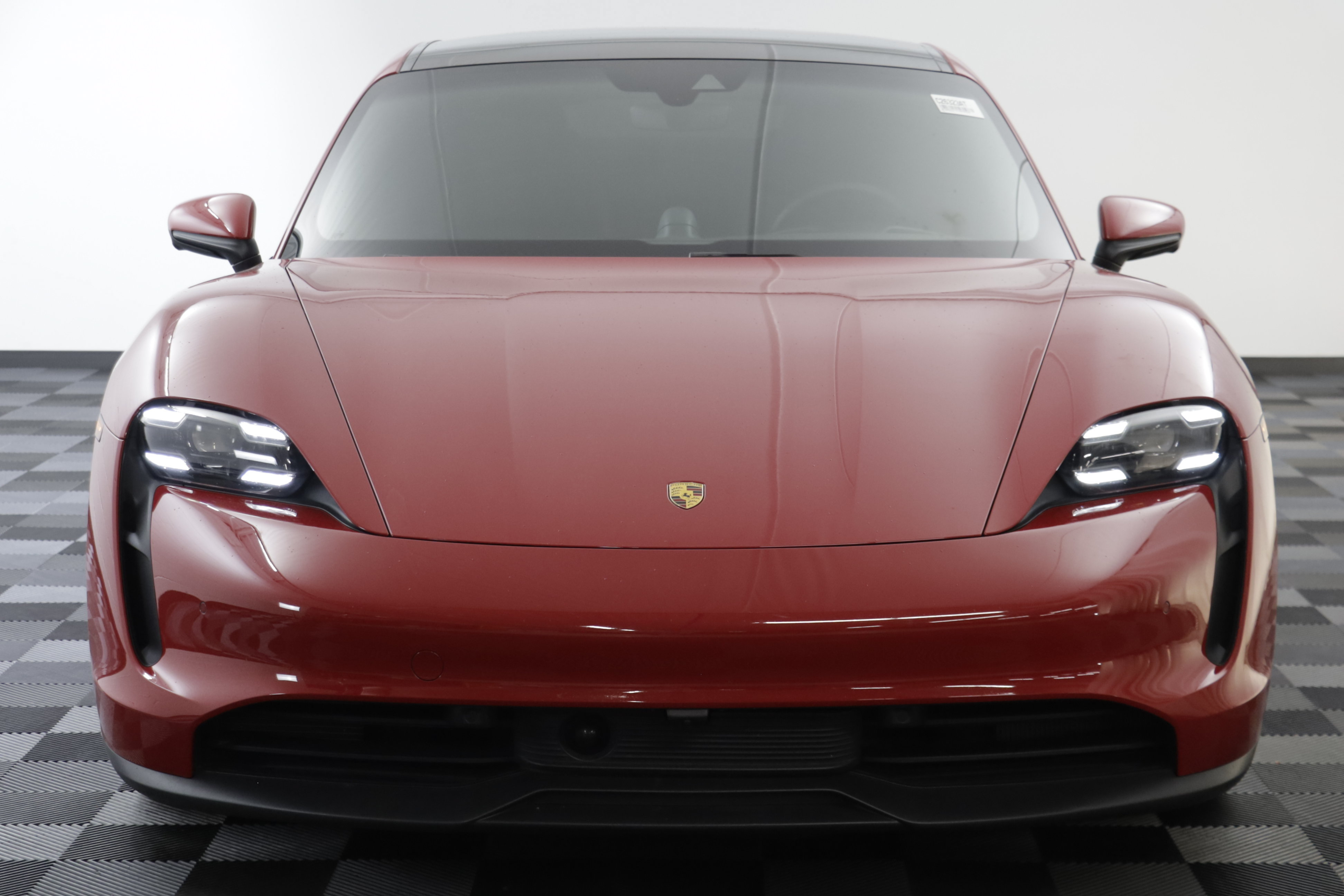Used 2020 Porsche Taycan 4S AWD/4WD image 23