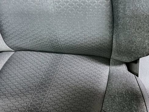 New 2027 Kia Carnival LX FWD image 20