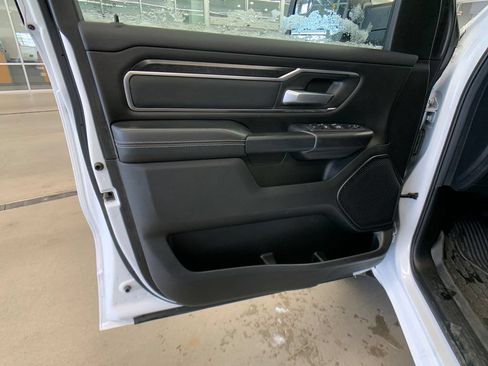 Used 2024 RAM 1500 Big Horn AWD/4WD image 12