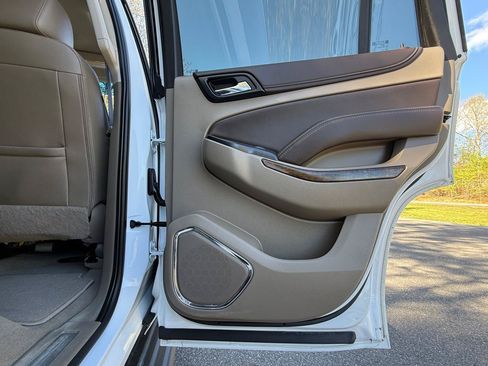 Used 2019 Chevrolet Tahoe LT AWD/4WD image 41