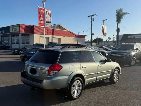 Used 2009 Subaru Outback 3.0R Limited AWD/4WD image 3