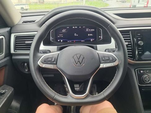 Used 2023 Volkswagen Atlas SE w/ Black Wheel Package AWD/4WD image 27