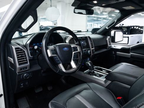 Used 2018 Ford F150 Platinum w/ FX4 Off-Road Package image 18