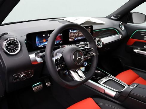 New 2026 Mercedes-Benz GLB 35 AMG 4MATIC image 20