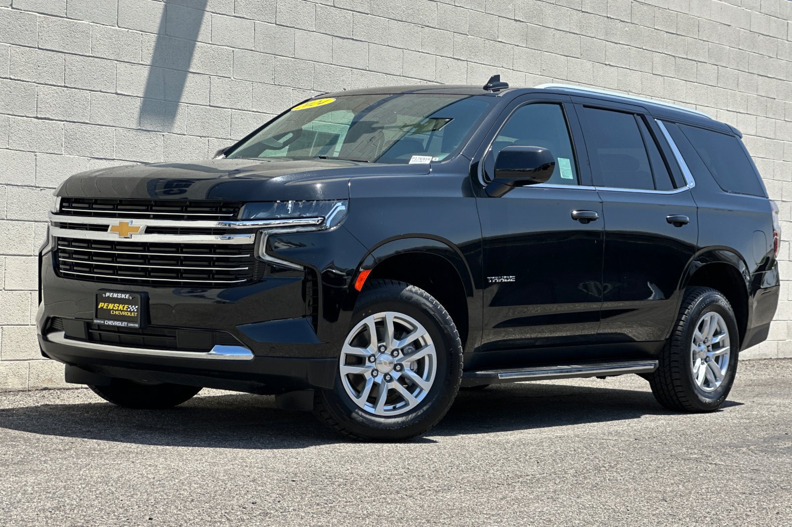 Used 2024 Chevrolet Tahoe LT AWD/4WD image 8