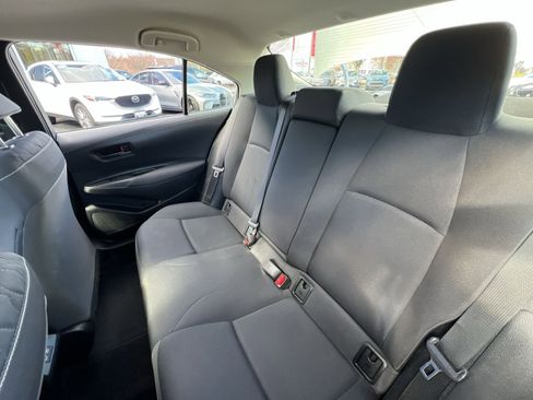 Used 2023 Toyota Corolla LE image 23