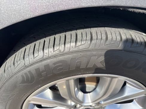 Used 2024 Ford Edge Titanium AWD/4WD image 10