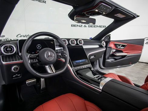 Used 2026 Mercedes-Benz CLE 450 4MATIC Cabriolet image 26