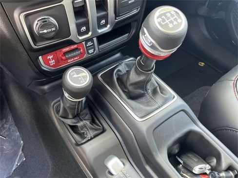 New 2025 Jeep Wrangler Rubicon image 36