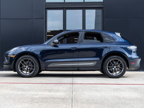 Certified 2023 Porsche Macan Turbo AWD/4WD image 2