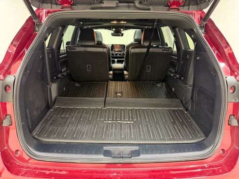 Used 2022 Toyota Highlander XSE AWD/4WD image 6
