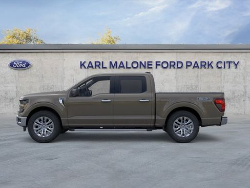 New 2026 Ford F150 XLT w/ XLT Chrome Appearance Package AWD/4WD image 32