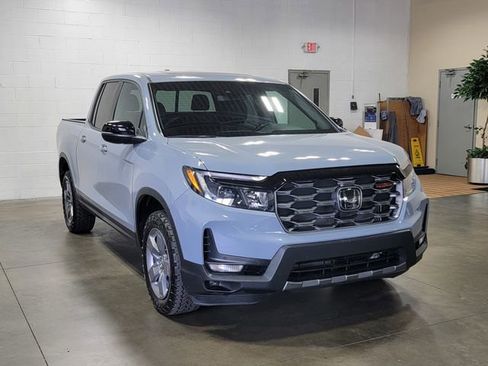 Certified 2025 Honda Ridgeline TrailSport image 3