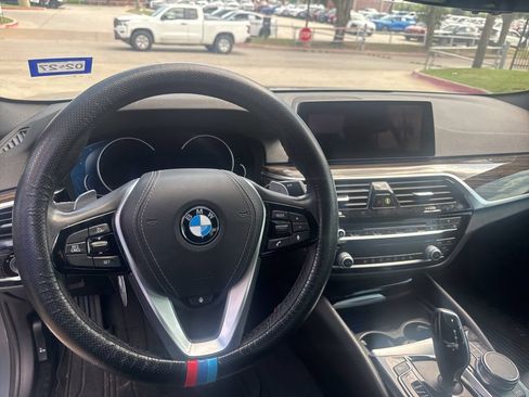 Used 2018 BMW 530i RWD image 4