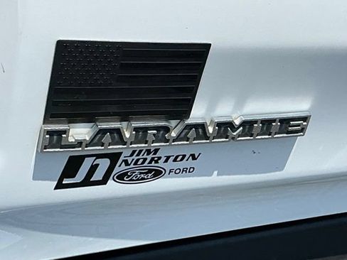 Used 2022 RAM 1500 Laramie AWD/4WD image 12