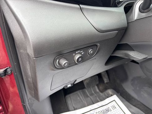 Used 2023 Buick Encore GX Essence w/ Experience Buick Package AWD/4WD image 35