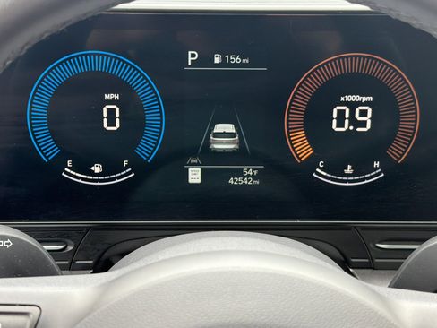 Used 2024 Hyundai Kona SEL image 23