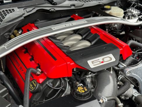 Used 2016 Ford Mustang GT Premium w/ Equipment Group 401A RWD image 13