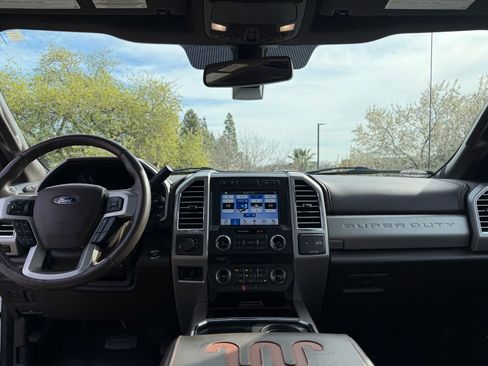 Used 2017 Ford F350 King Ranch w/ King Ranch Ultimate Package image 11