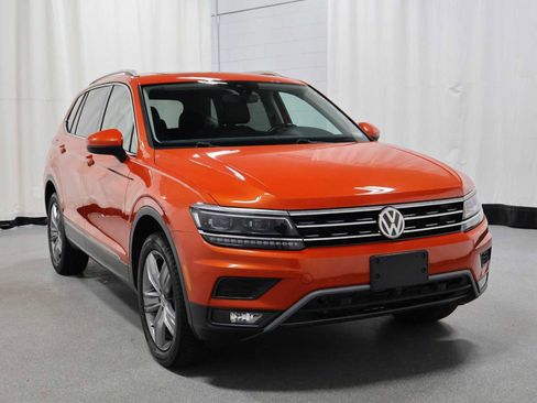 Used 2018 Volkswagen Tiguan SEL Premium AWD/4WD image 13