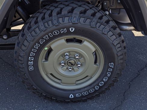 New 2026 Jeep Gladiator Willys AWD/4WD image 7