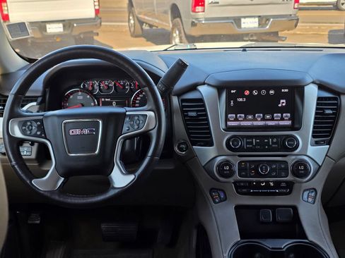 Used 2016 GMC Yukon SLT w/ HD Trailering Package AWD/4WD image 10