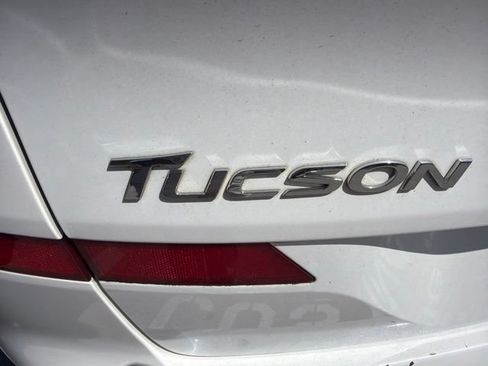 Used 2021 Hyundai Tucson SE AWD/4WD image 11