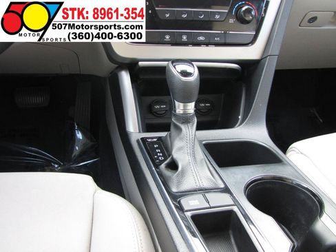Used 2017 Hyundai Sonata SE FWD image 18