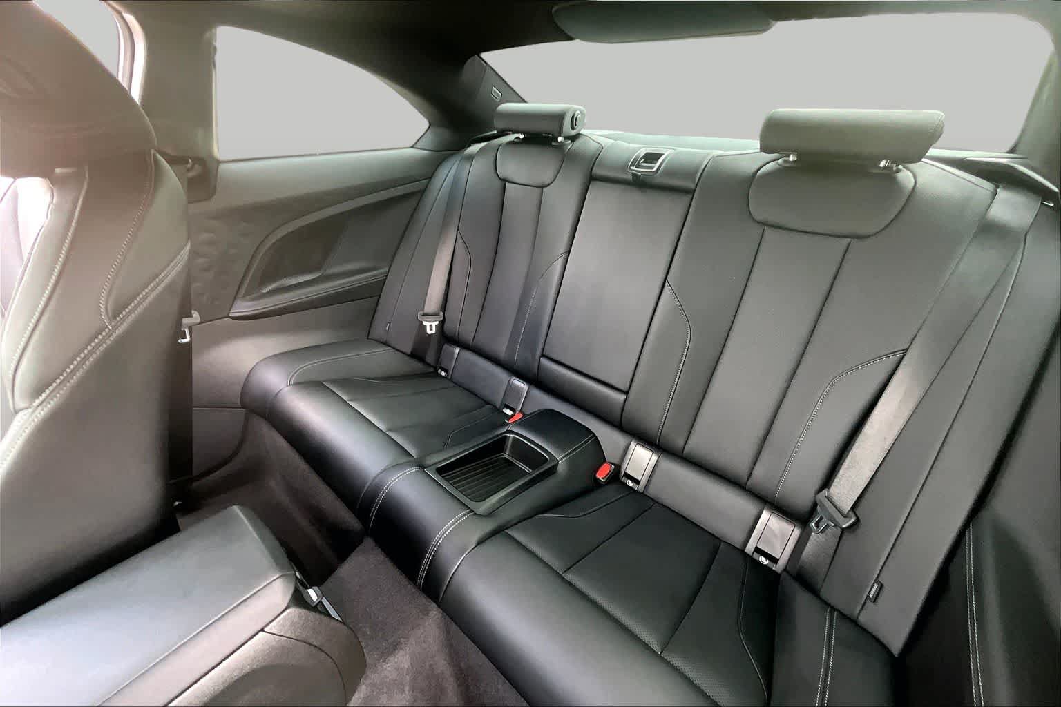 Used 2026 BMW 230i Coupe w/ Convenience Package RWD image 18