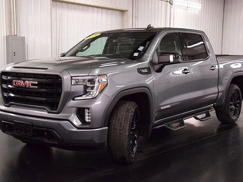Used 2021 GMC Sierra 1500 Elevation w/ Preferred Package image 3