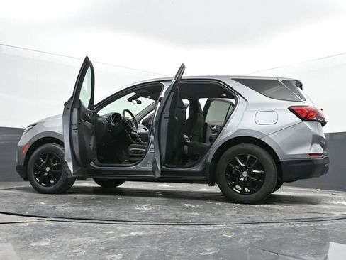 Used 2024 Chevrolet Equinox LT image 70