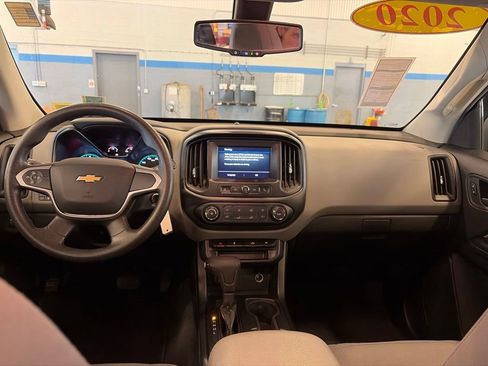 Used 2020 Chevrolet Colorado W/T w/ Custom Special Edition RWD image 18