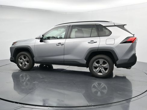 Used 2024 Toyota RAV4 XLE AWD/4WD image 5