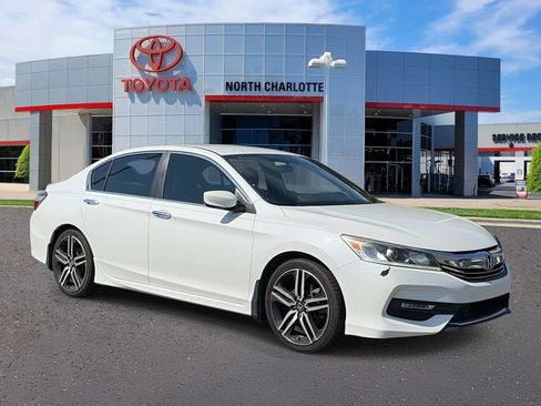 Used 2017 Honda Accord Sport Special Edition image 1