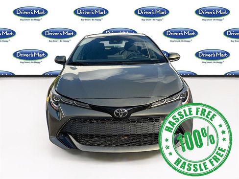 Used 2019 Toyota Corolla SE FWD image 2