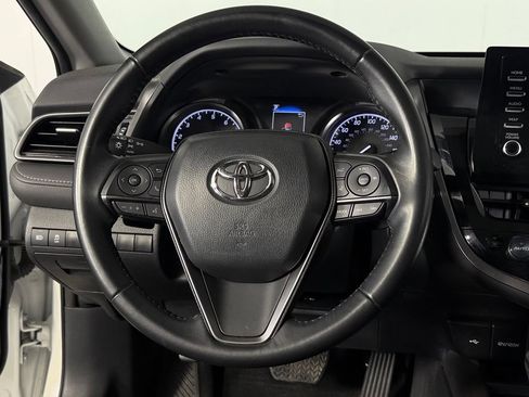 Used 2023 Toyota Camry SE w/ Convenience Package FWD image 14