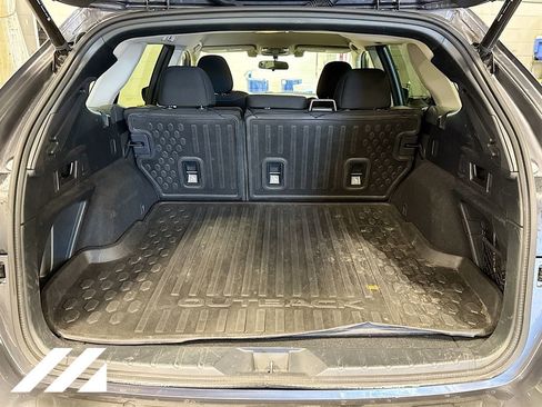 Used 2022 Subaru Outback Premium AWD/4WD image 26