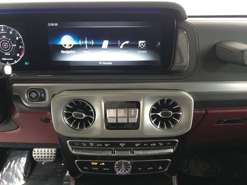 Used 2022 Mercedes-Benz G 63 AMG 4MATIC image 16