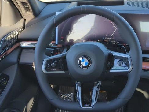 Used 2026 BMW 530i w/ M Sport Package RWD image 18