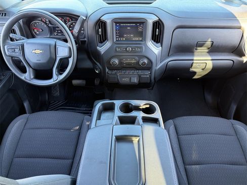 Certified 2024 Chevrolet Silverado 1500 Custom image 11