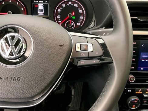 Used 2021 Volkswagen Passat 2.0T SE image 19