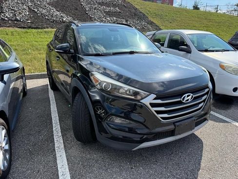 Used 2017 Hyundai Tucson Night AWD/4WD image 2