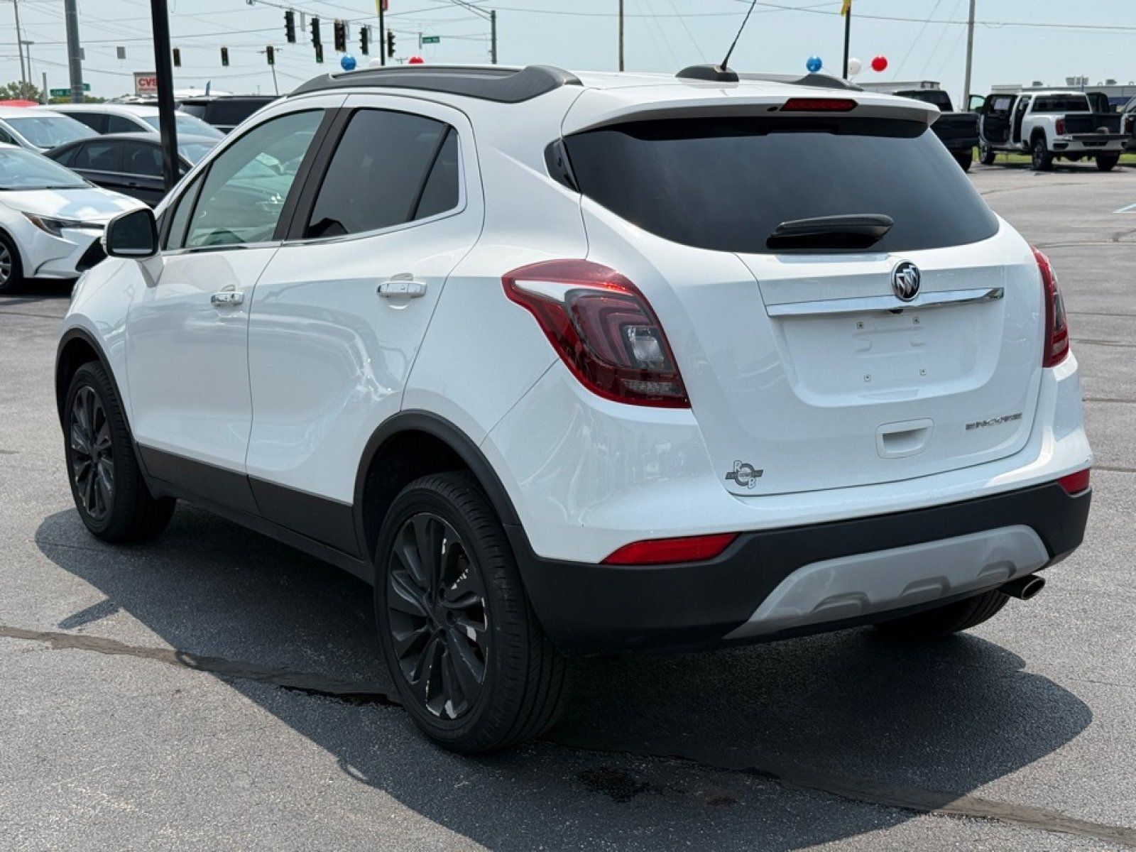 Used 2020 Buick Encore Essence FWD image 6