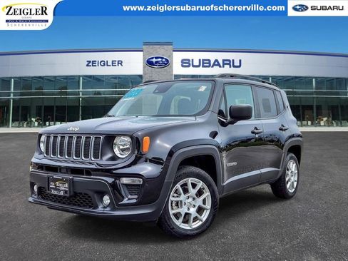 Used 2023 Jeep Renegade Latitude w/ Sun/Sound Group AWD/4WD image 1