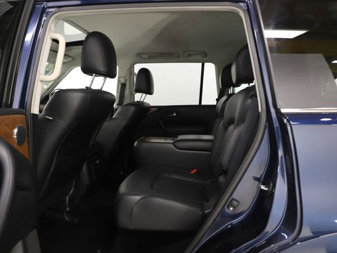 Used 2023 Nissan Armada SL w/ Captain's Chairs Package image 20