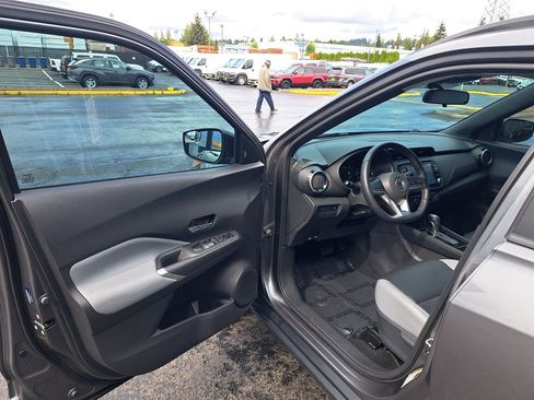 Used 2021 Nissan Kicks SR w/ SR Premium Package FWD image 11